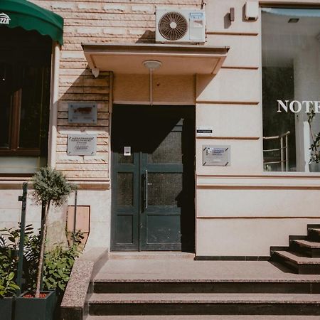 Bloom Suites Prisztina Zewnętrze zdjęcie