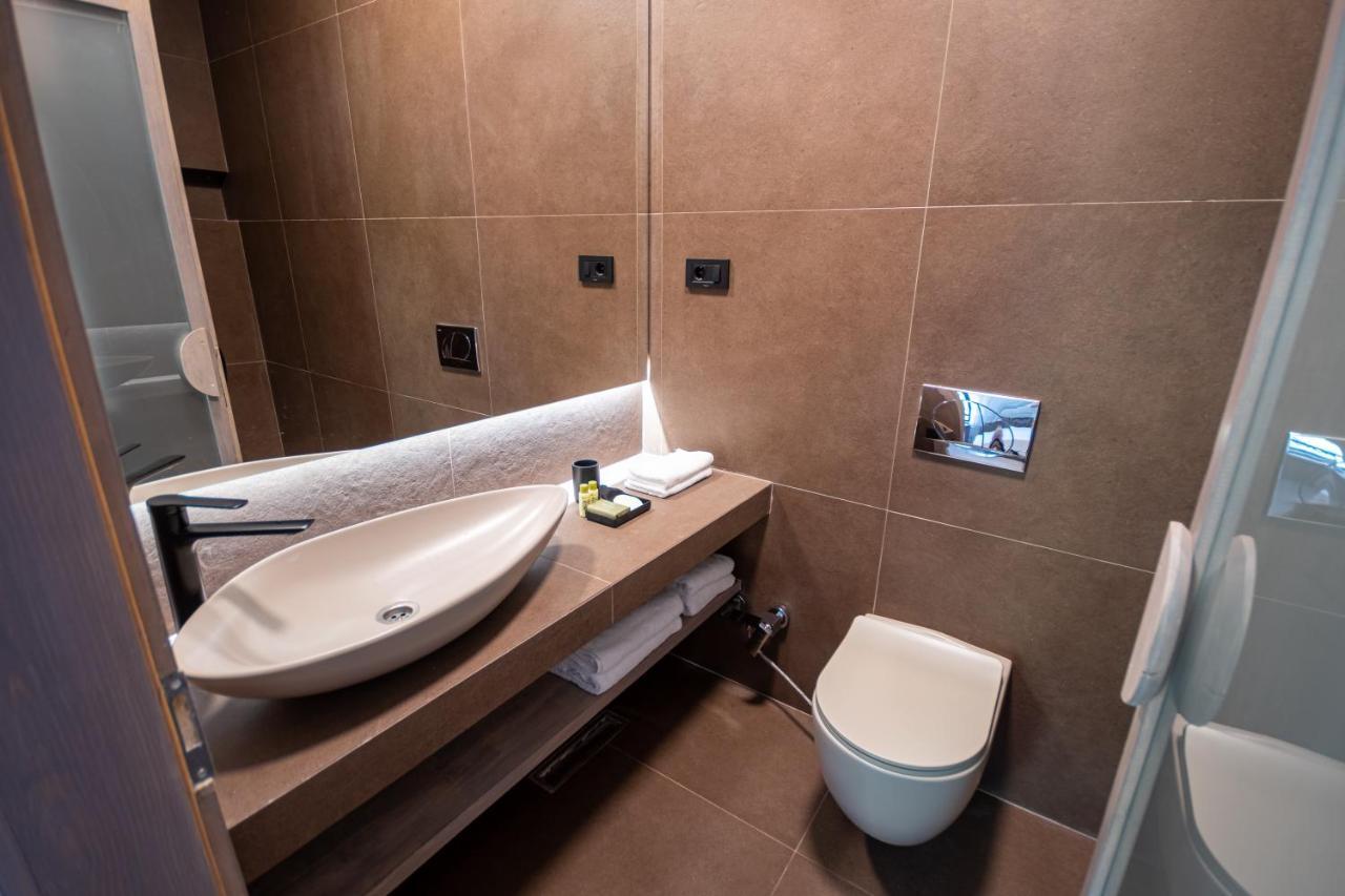 Bloom Suites Prisztina Zewnętrze zdjęcie