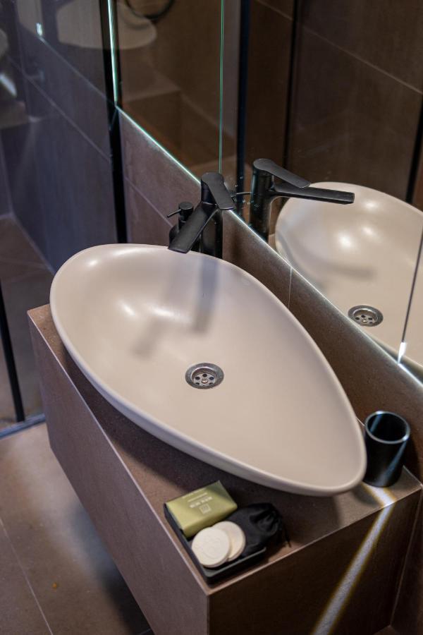 Bloom Suites Prisztina Zewnętrze zdjęcie